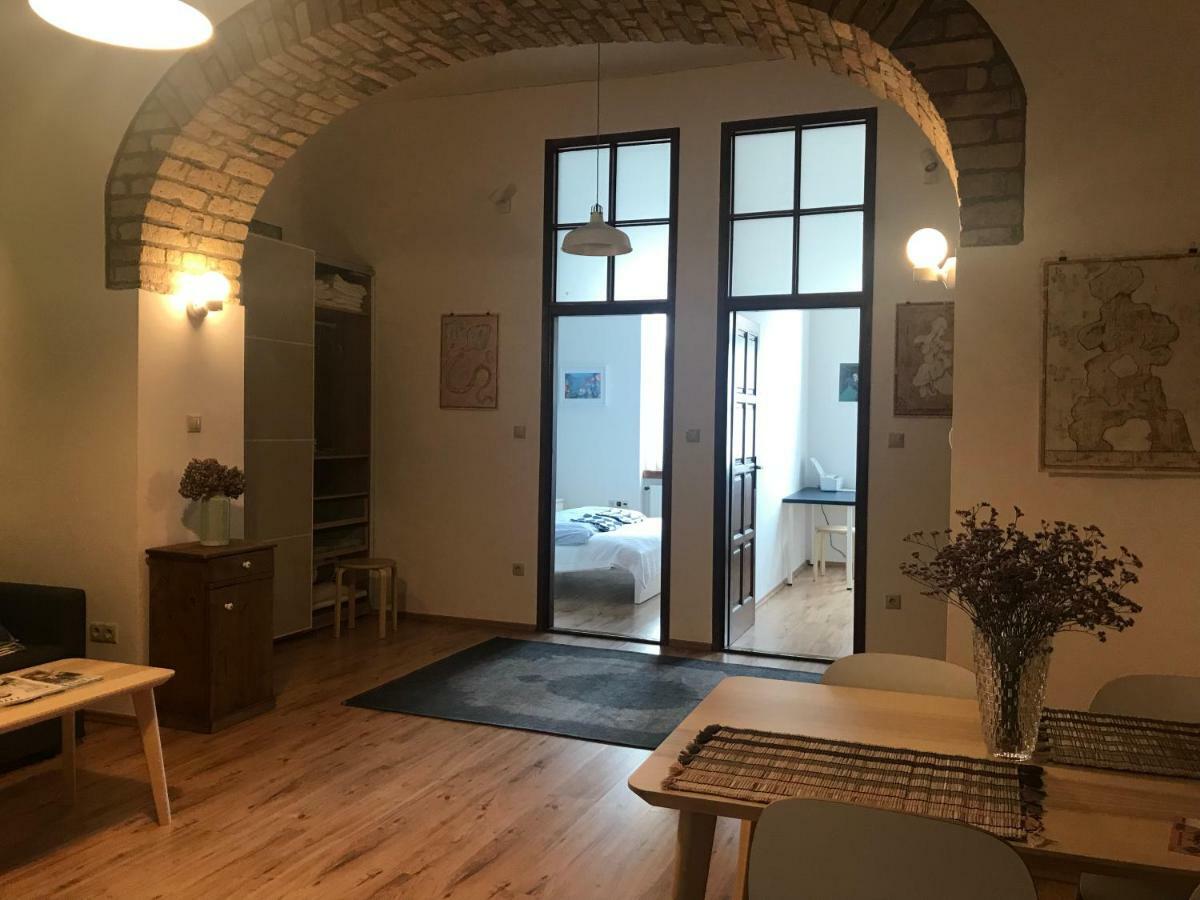 French Touch Apartment With Free Parking Budapest Ngoại thất bức ảnh