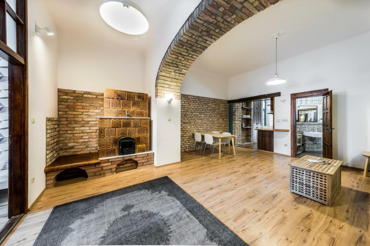 French Touch Apartment With Free Parking Budapest Ngoại thất bức ảnh